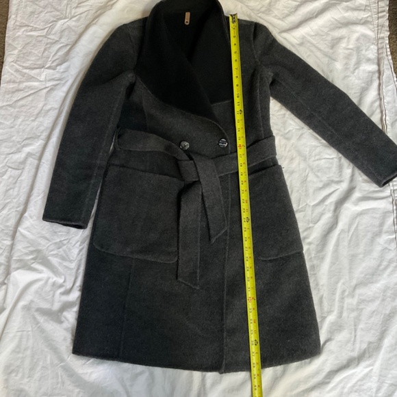 Black and Grey Wool and Alpaca Reversible Wrap Coat by Mackage Women’s Small - Picture 5 of 13